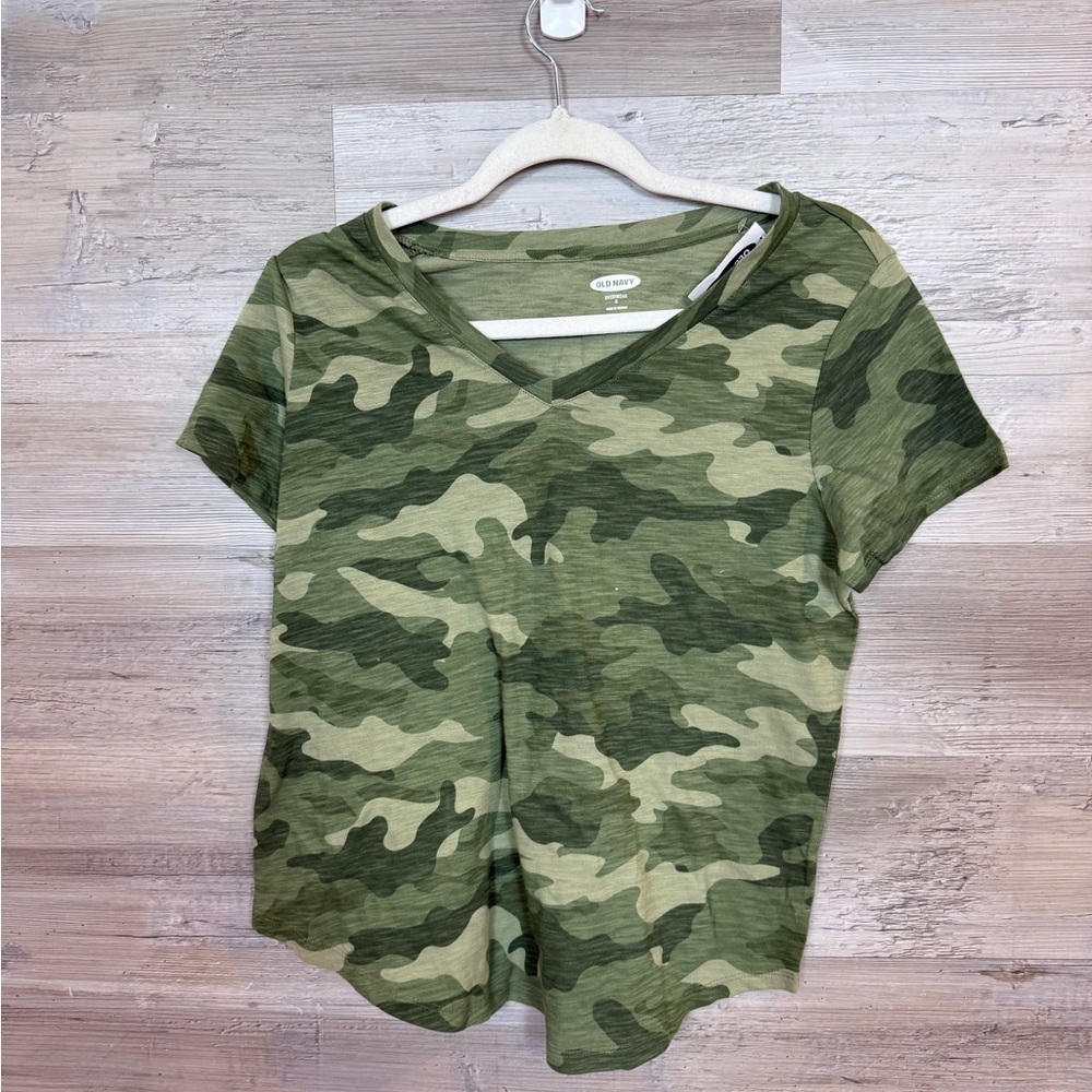 Old Navy EveryWear Camo Slub V-Neck Tee - Size S - NWT